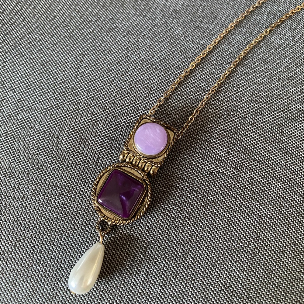 Vintage purple gold necklace with pearl drop